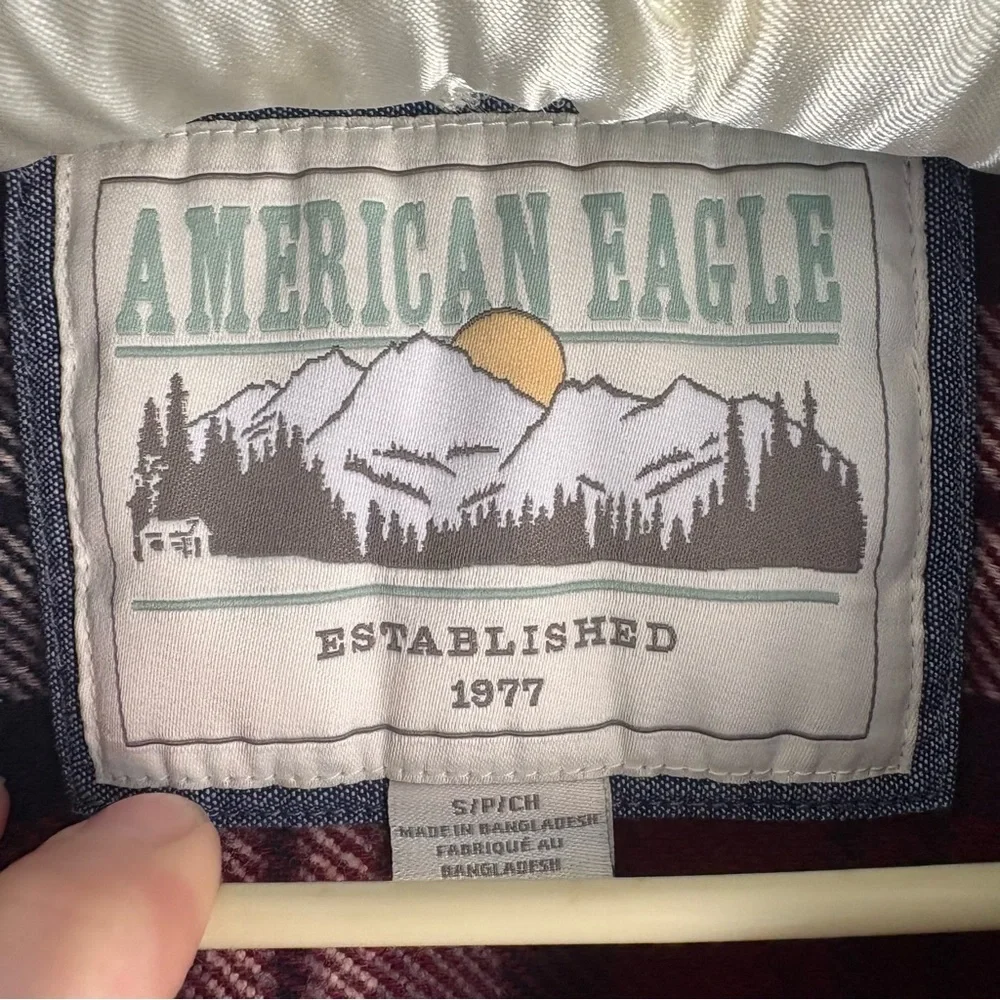 American Eagle Outfitters Flannel Plaid Button Down Shirt Men’s‎ Small